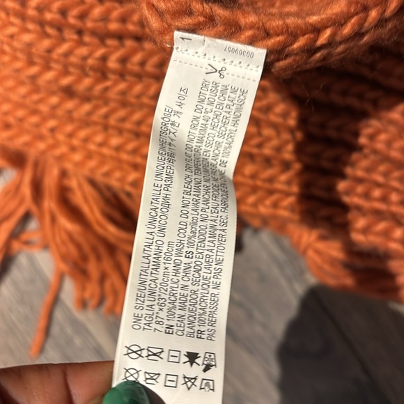 Vintage style chunky alpaca braided fringe oversized scarf - Picture 6 of 11